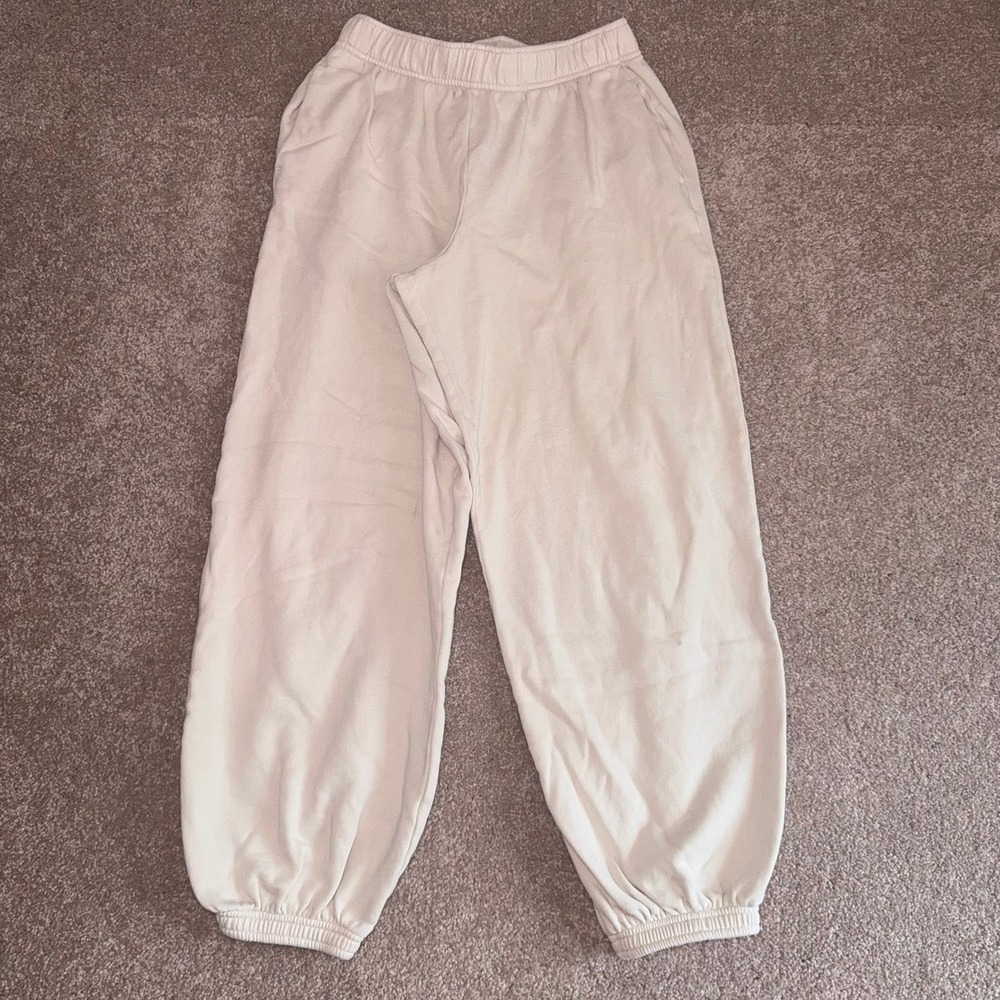 Old Navy Women's Beige/Cream Colored Jogger Sweatpants Size Small Tall